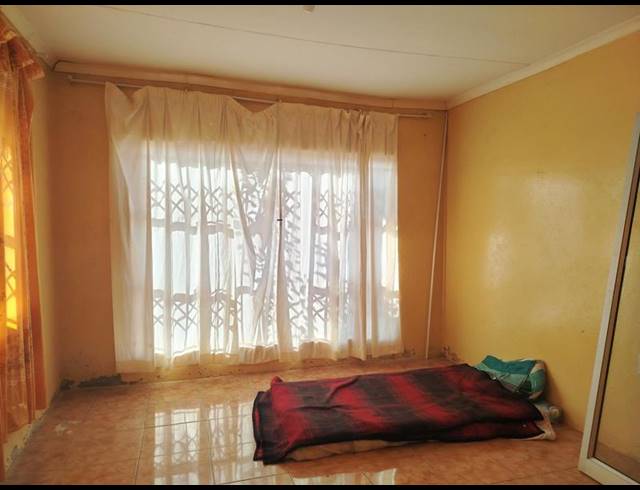 2 BEDROOM HOUSE FOR SALE IN SESHEGO E
